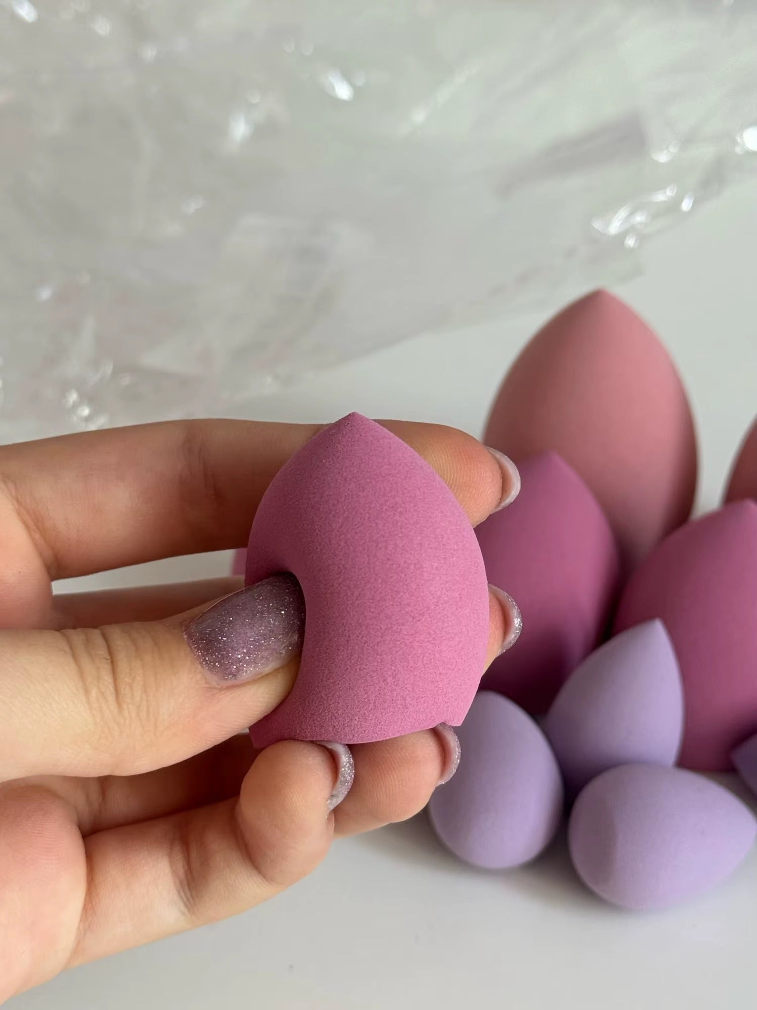 13 Pieces Large, Medium and Small Makeup Sponges, Which Become Larger When Exposed to Water