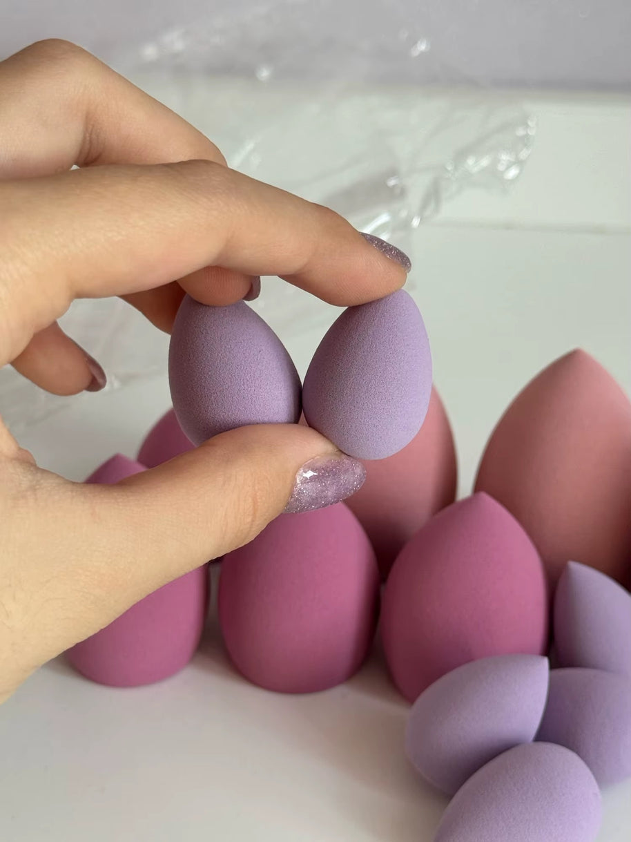 13 Pieces Large, Medium and Small Makeup Sponges, Which Become Larger When Exposed to Water