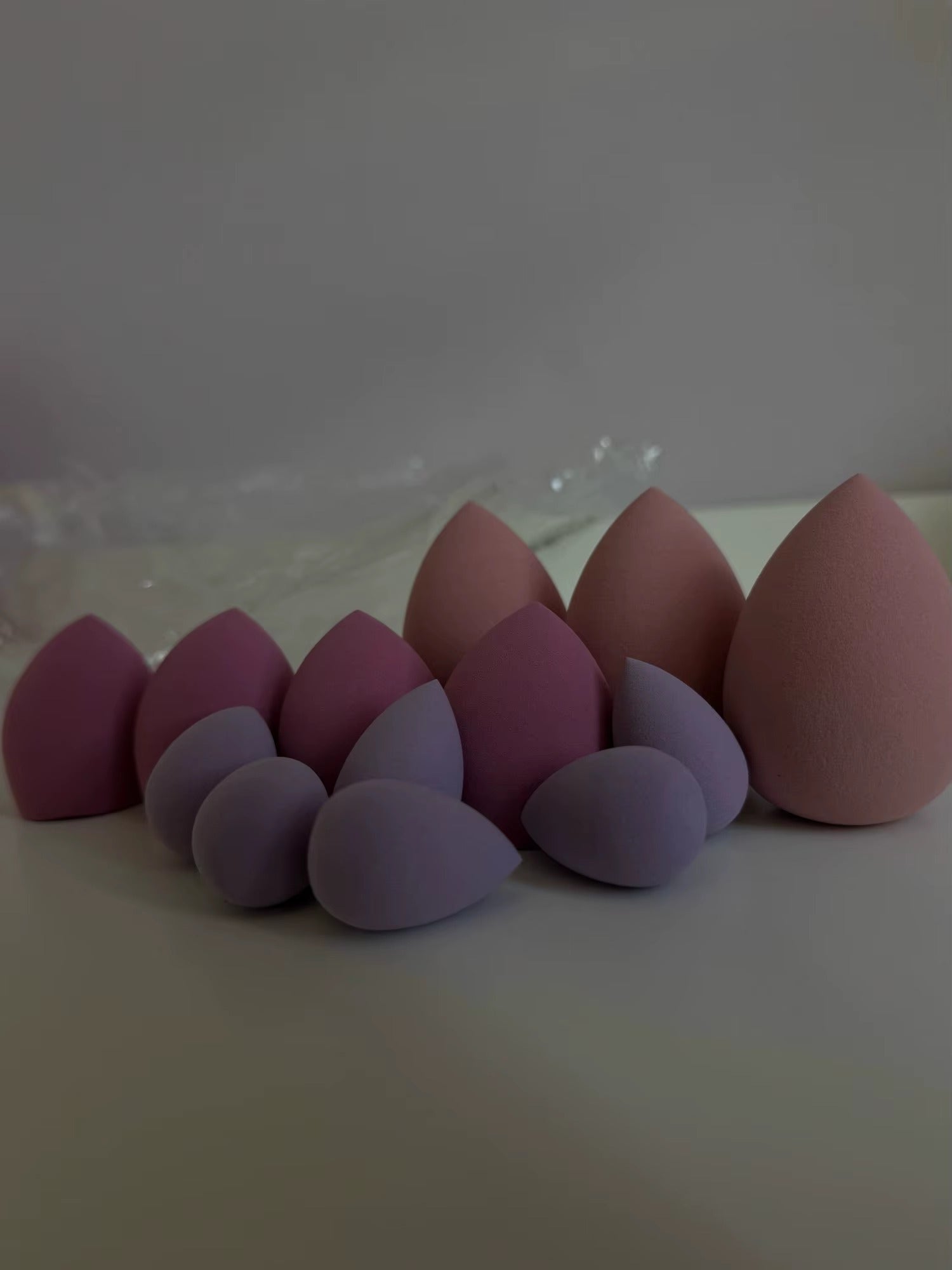 13 Pieces Large, Medium and Small Makeup Sponges, Which Become Larger When Exposed to Water