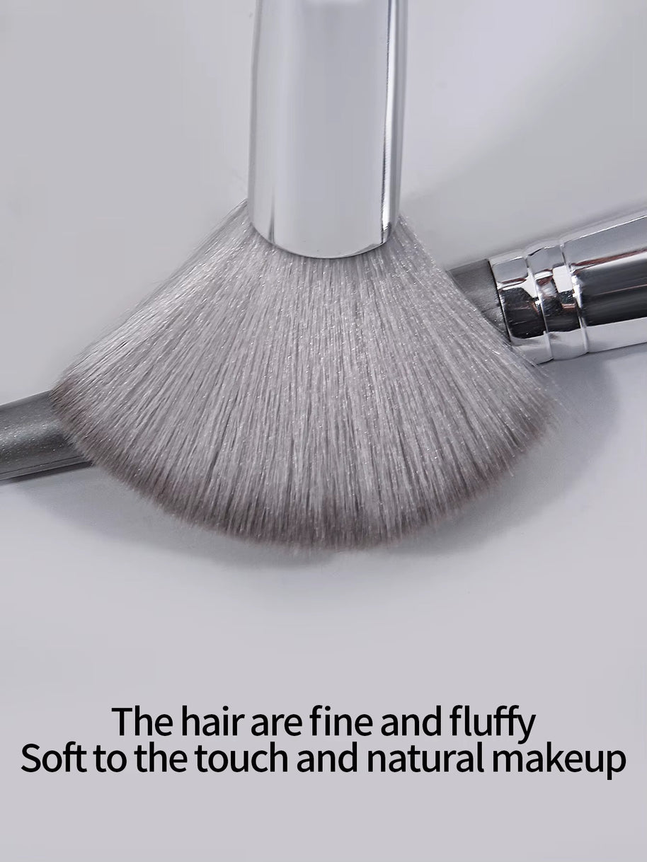 14 pieces Makeup Brush Set Portable Soft Makeup Tool & 2 pieces Wet Wet Dual Use Makeup Egg & 2 pieces Triangle Sponge Makeup Powder Puff