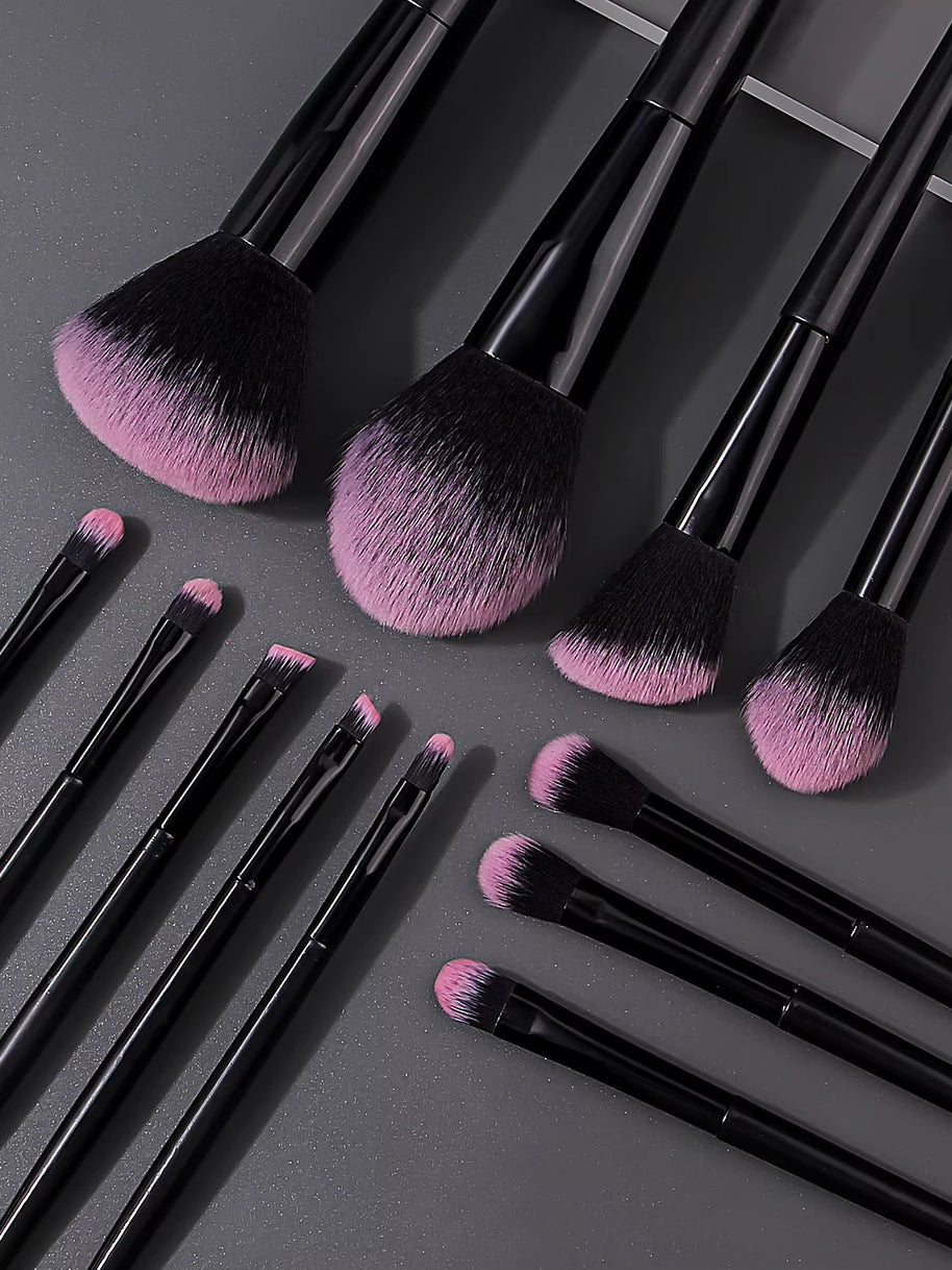 17 pieces makeup tools set -  12 face makeup brush set and 4 Makeup Sponges with 1 bucket storage