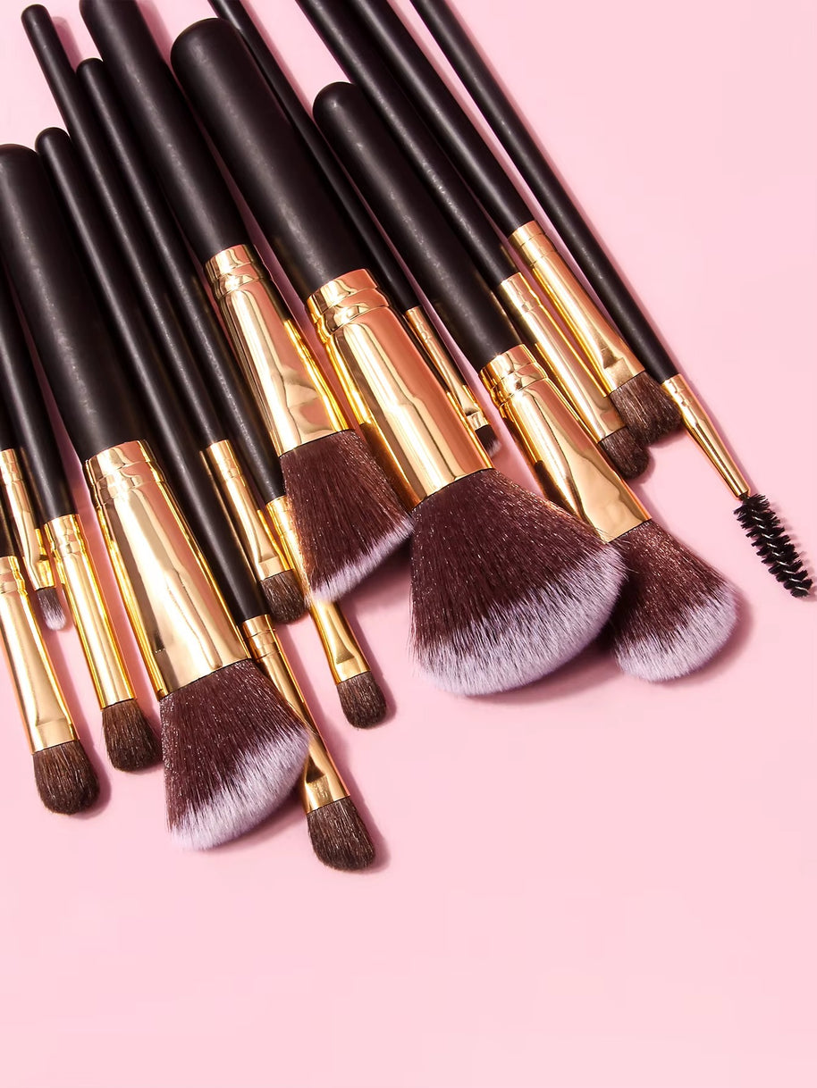 15 pieces Professional Vegan Wood Handle Makeup Brushes Set with storage bucket