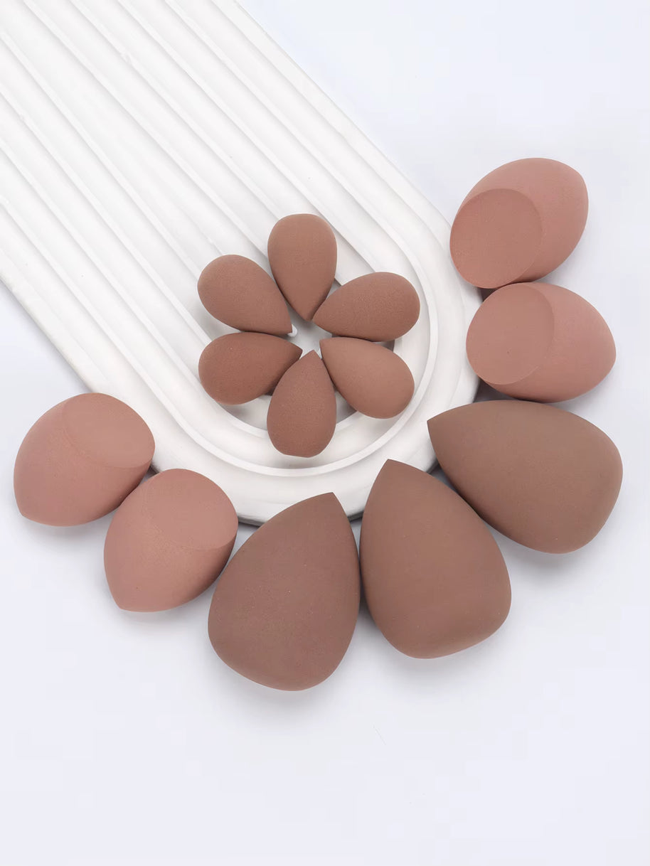 13 Pieces Large, Medium and Small Makeup Sponges, Which Become Larger When Exposed to Water